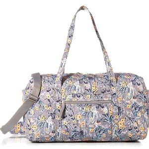 ISO Vera Bradley LARGE Duffel